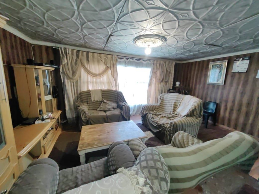 4 Bedroom Property for Sale in Mdantsane Nu 15 Eastern Cape